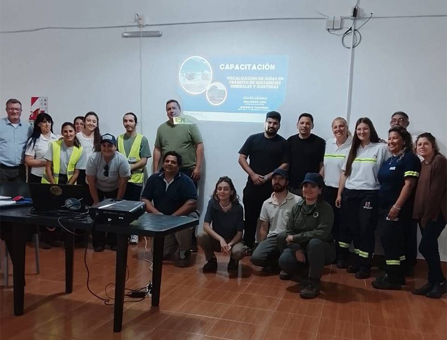Capacitación sobre fiscalización de guías de tránsito de sustancias minerales y canteras
